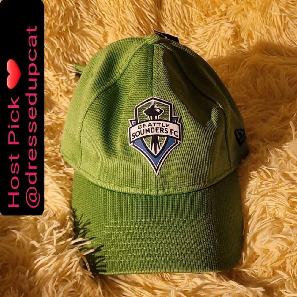 GIFTABLE MLS SEATTLE SOUNDERS Snapback Green